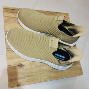 کفش اسکیچرز BOBS در افغانستان